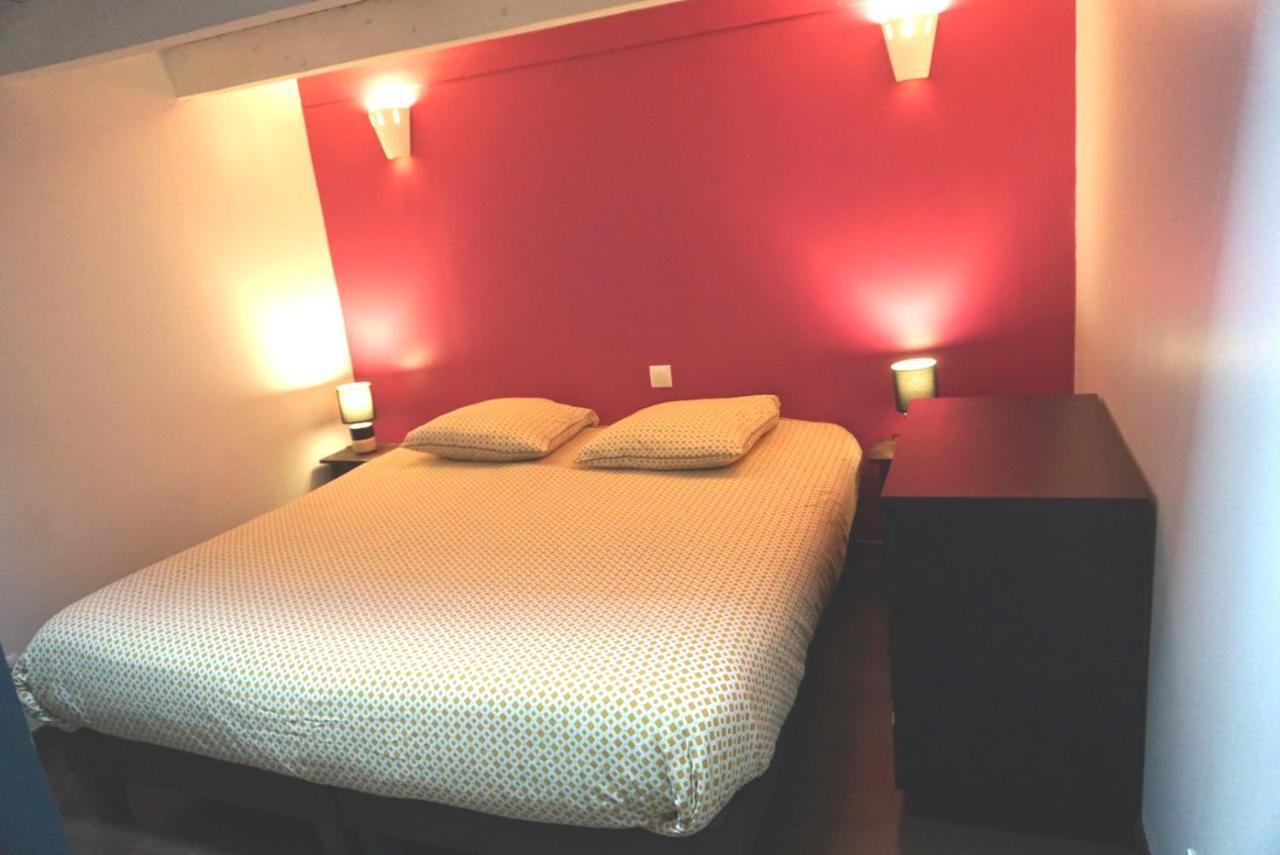 Les Du Monde , 2 Chambres- 4 Lits Simples Modulables En Lits Doubles